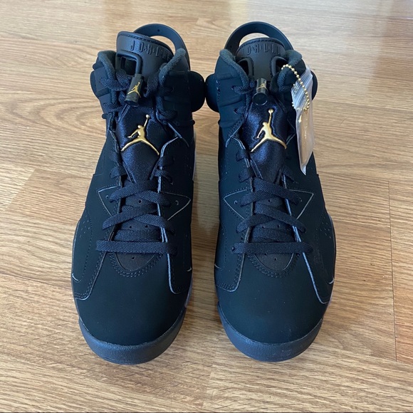 SOLD Air Jordan Retro 6 Defining Moments - Picture 2 of 4